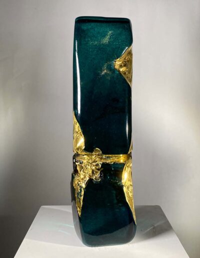 Xavier Carrère (né en 1966) Totem Kintsugi verre coloré noir et or