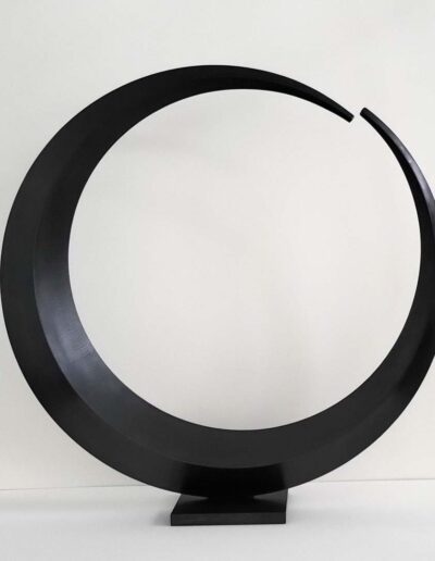 Francis Guerrier (né en 1964) Envol lunaire (2024) acier